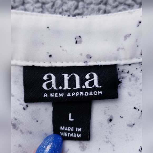 A.N.A. White with Paint Splatter Print ¾ Sleeve Popover V-Neck Tunic - Picture 2 of 13